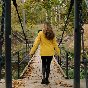 Sügis on veel siin – viimased kuldsed lehed ootavad Keila joa kaldal. Haara vihmakeep ja tule sügise viimaseid värve püüdma 🍂
Video 🎥 Priidu Saart 
#visitharju #keilajuga