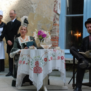 🌿 Pärimus elab – tule koge kevadisi lugusid Harjumaal, kus kohtuvad lood, pärimus ja kogukonnatunnetus. Lase end kanda lugudel, mis on edasi antud põlvest põlve. 

📚09.05 Viimsi vabaõhumuuseum – jutuvestmisfestival Ööbikuööd
Õhtu täis lugusid rännakutest, pärimusest ja sekka ka põnevaid õuduslugusid – ideaalne neile, kes armastavad kuulata ja kaasa mõelda.
👉 https://fb.me/e/4cFa6VUVp

📚 20.05 Kose-Uuemõisa mõis – traditsiooniline mõisapäev
Avatakse mõisa uksed, et jagada pärimuslugusid ning pakkuda ka maitseelamusi. Mõnus koht, kus ajalugu ja tänapäev kohtuvad.
👉 https://www.facebook.com/events/1659650848509702

Foto: Kose-Uuemõisa Facebooki leht

